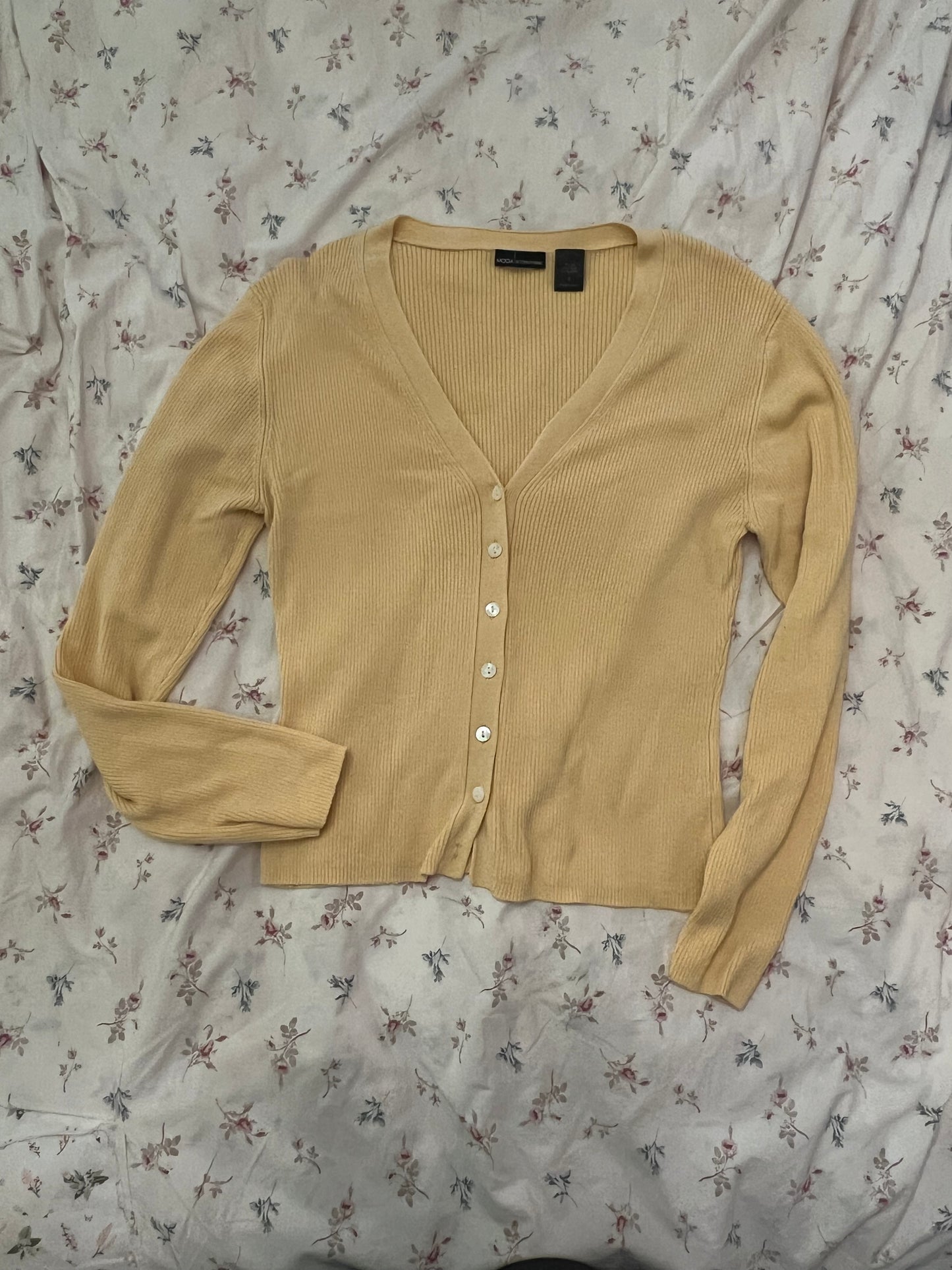 Moda International Silk Blend Ribbed Top (L) | Pale Yellow | Pre-Loved Luxury | Sustainable Fashion