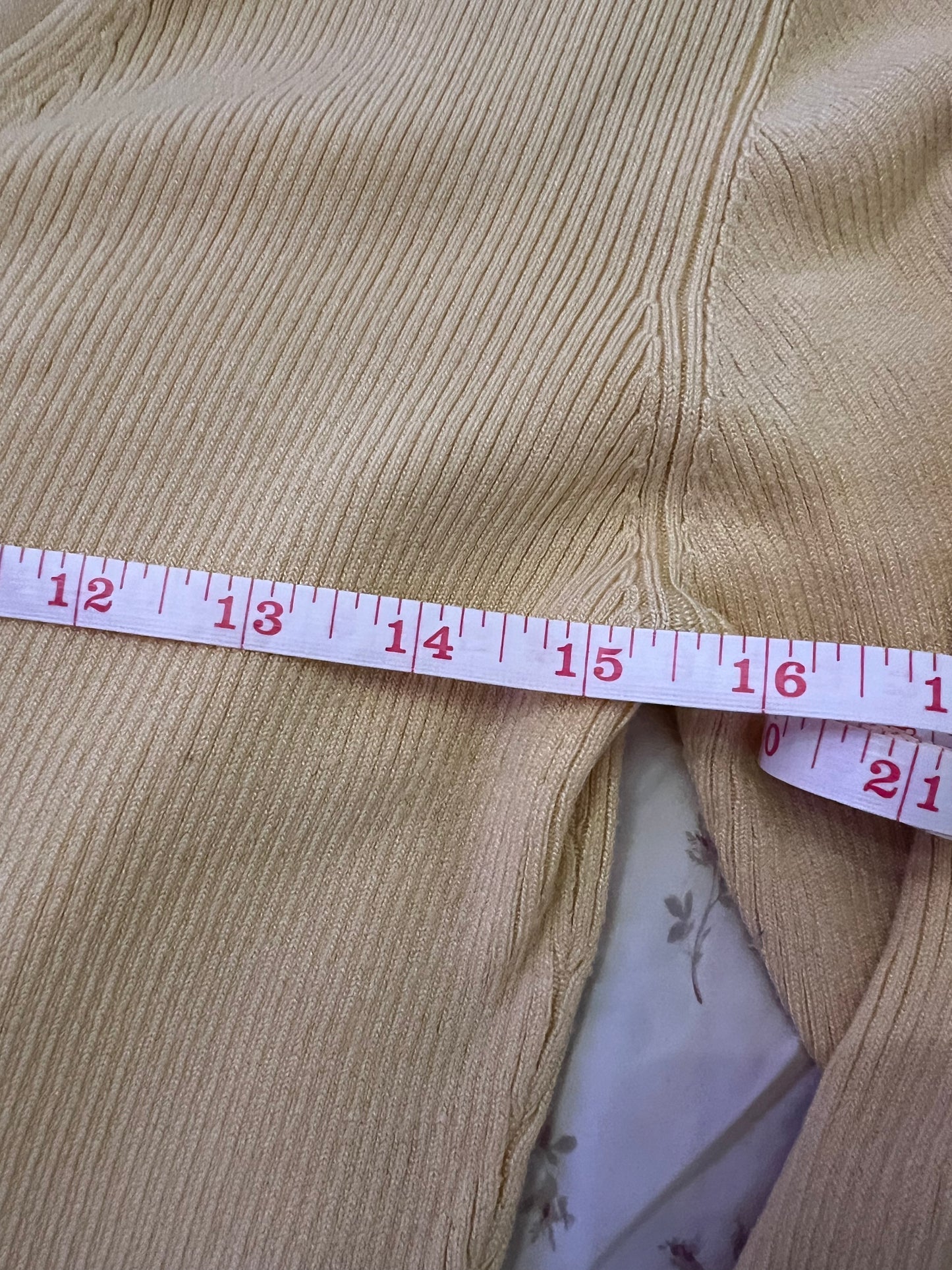 Moda International Silk Blend Ribbed Top (L) | Pale Yellow | Pre-Loved Luxury | Sustainable Fashion