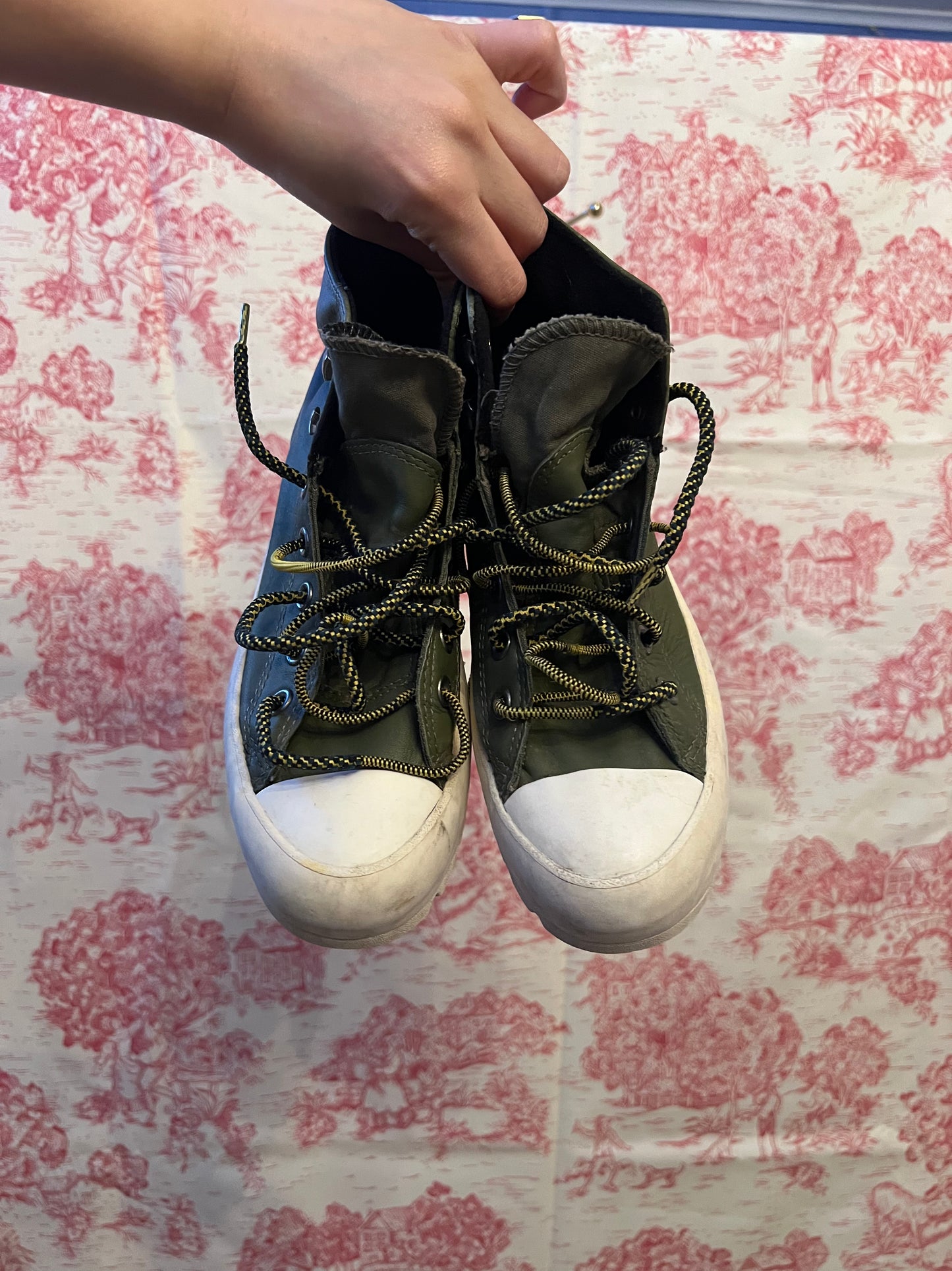 (WMNS) Converse Winter GORE-TEX Lugged Chuck Taylor All Star Boot High Top Thick Sole Army Green 566154C (Size WMNS 7.5/8/EU 38)
