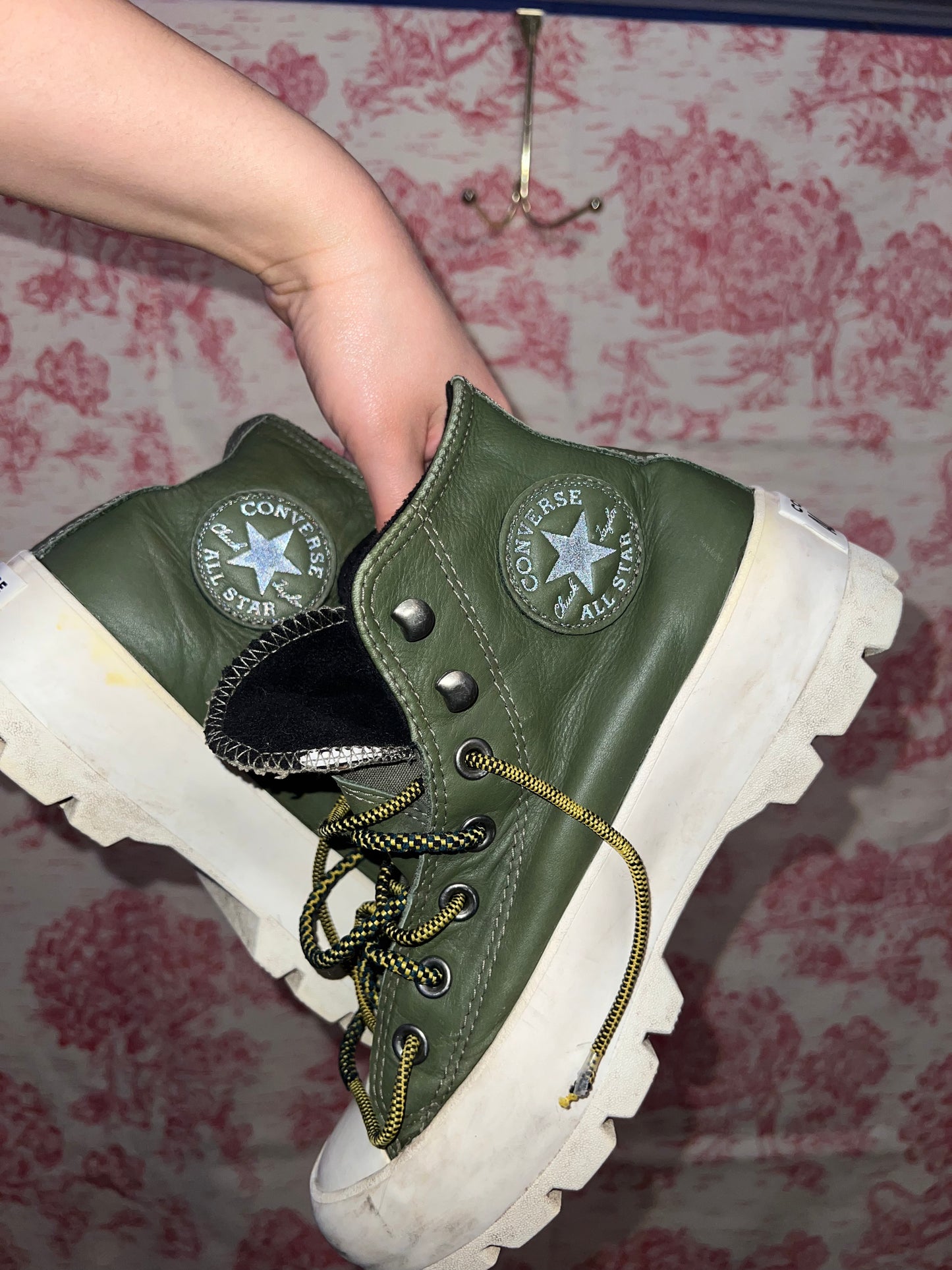 (WMNS) Converse Winter GORE-TEX Lugged Chuck Taylor All Star Boot High Top Thick Sole Army Green 566154C (Size WMNS 7.5/8/EU 38)