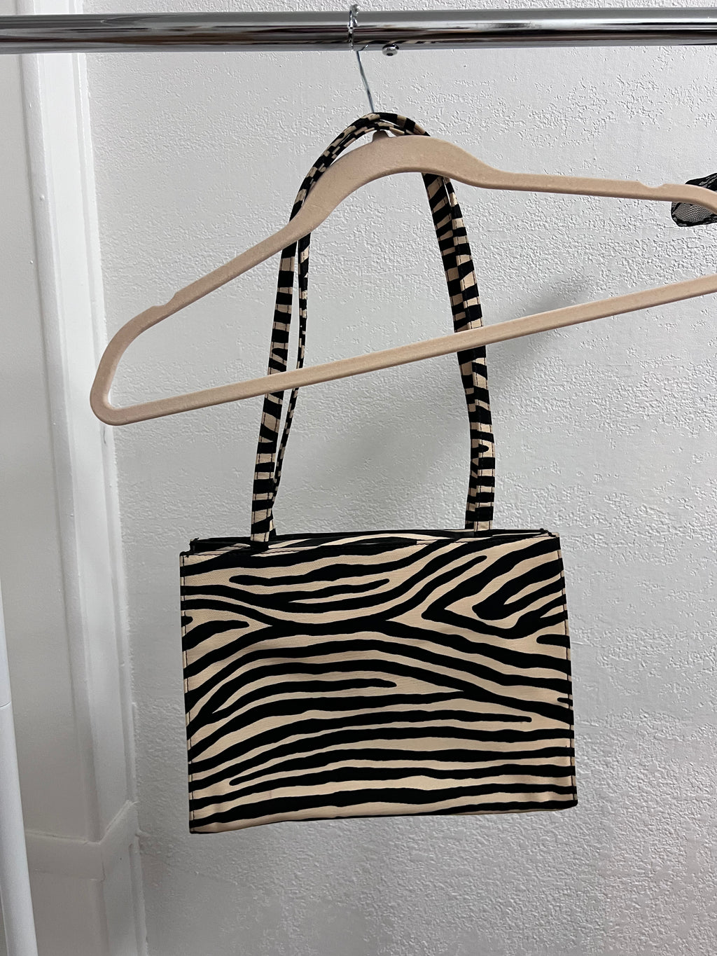 Kate Spade New York Zebra Printed Shoulder Bag